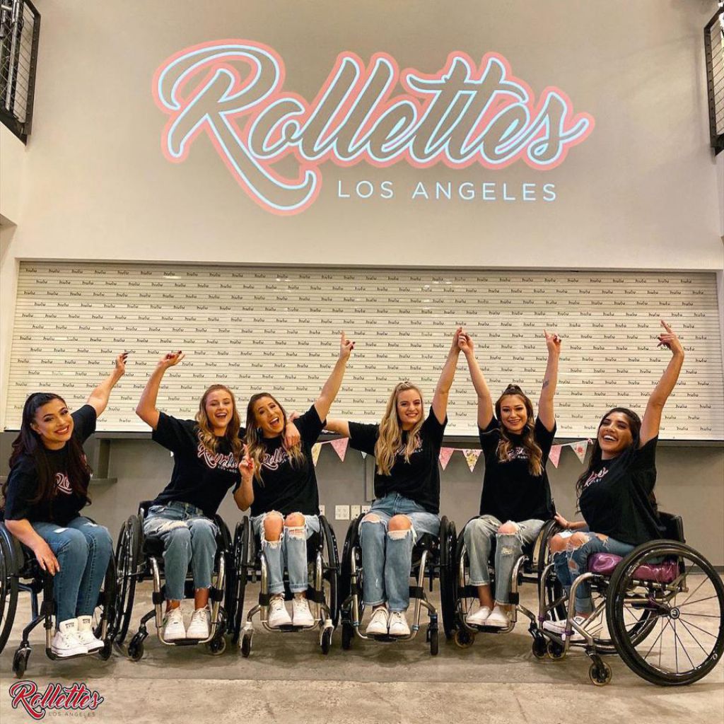 Rollettes是位於洛杉磯的一支舞蹈隊，由坐輪椅的婦女組成，他們表演了